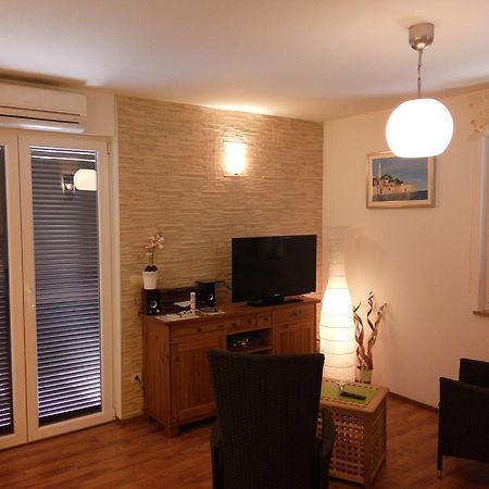 רובינייסקו סלו Apartment Asparagus מראה חיצוני תמונה