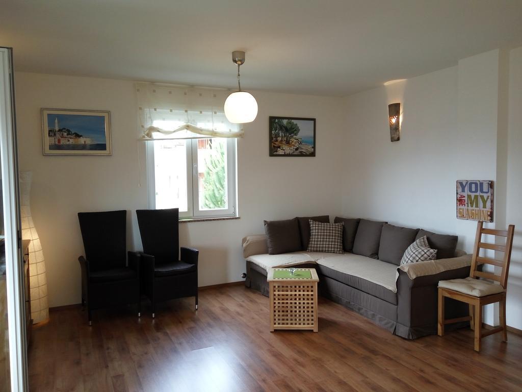 רובינייסקו סלו Apartment Asparagus מראה חיצוני תמונה